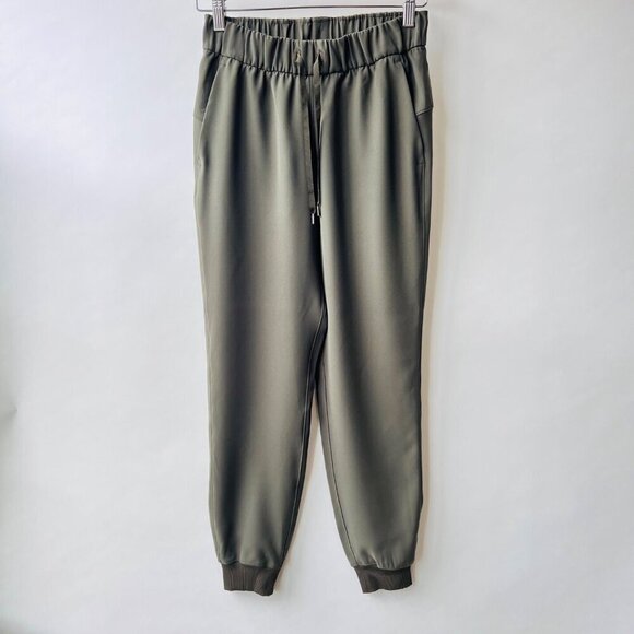 Lululemon On the fly joggers, green, Size 4 B165 - Picture 3 of 9